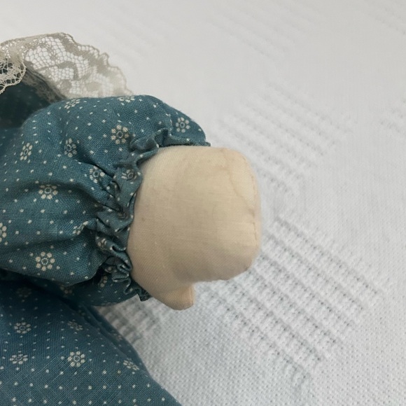 Primitive Sitting Bunny Doll Blue Calico Cottage Easter Decor - Picture 5 of 11